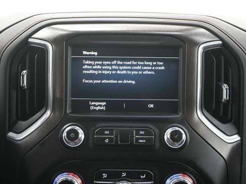 Used 2021 GMC Sierra 1500 AT4 w/ AT4 Premium Package AWD/4WD image 18