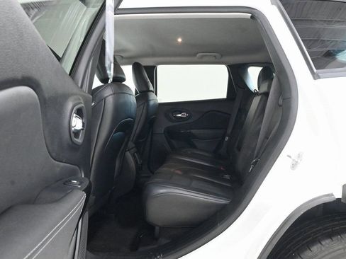 Certified 2023 Jeep Cherokee Altitude Lux image 21