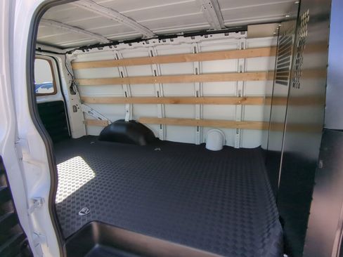 Used 2024 GMC Savana 2500 w/ Driver Convenience Package image 44