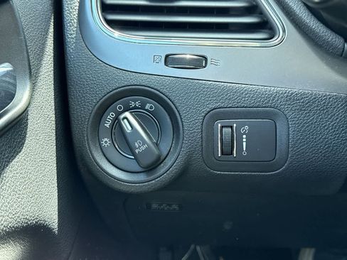 Used 2015 Dodge Journey Crossroad w/ Flexible Seating Group AWD/4WD image 22