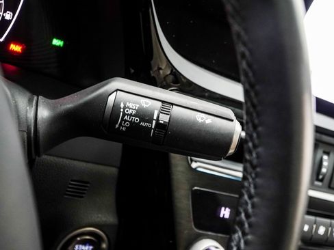 Used 2024 Lexus ES 350 w/ Premium Package image 33