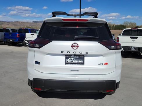 New 2026 Nissan Rogue SV AWD/4WD image 9