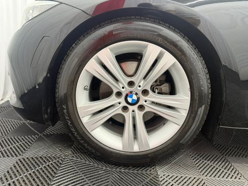 Used 2017 BMW 330i xDrive Sedan AWD/4WD image 11