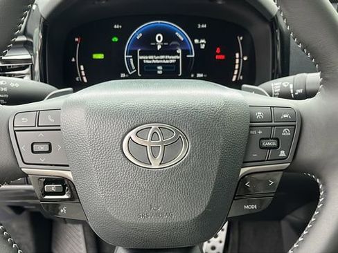New 2026 Toyota Camry SE image 8