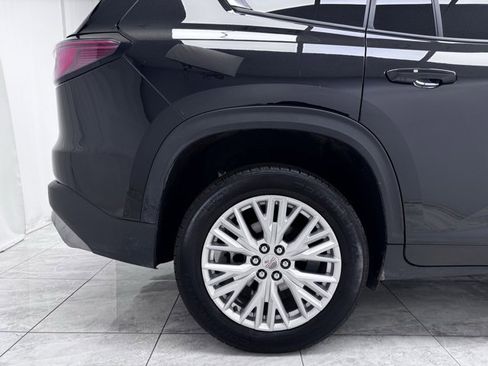 Used 2024 GMC Acadia Elevation image 10