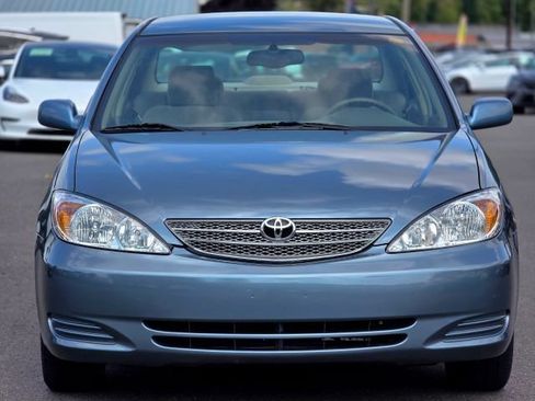 Used 2004 Toyota Camry FWD image 3