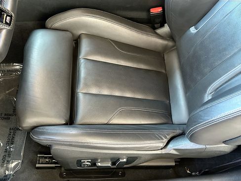 Used 2025 BMW M4 xDrive Competition w/ Executive Package AWD/4WD image 20