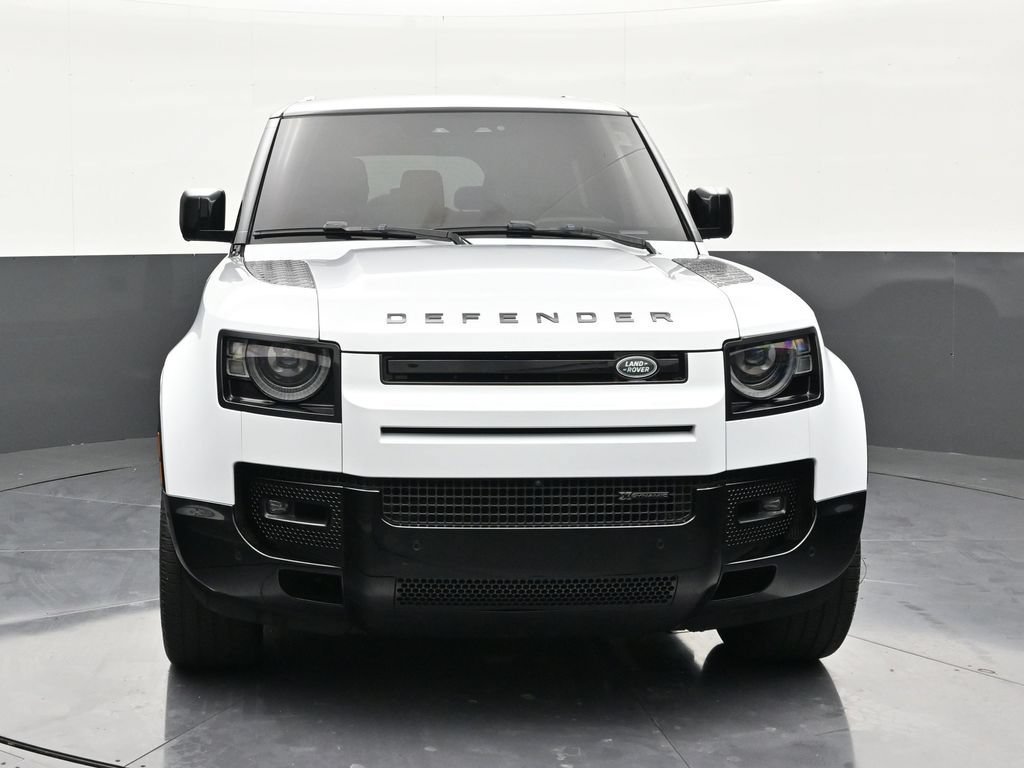 Used 2023 Land Rover Defender 130 X-Dynamic SE AWD/4WD image 8