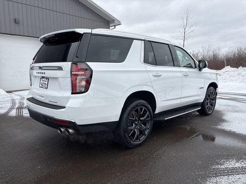 Used 2024 Chevrolet Tahoe Premier AWD/4WD image 7