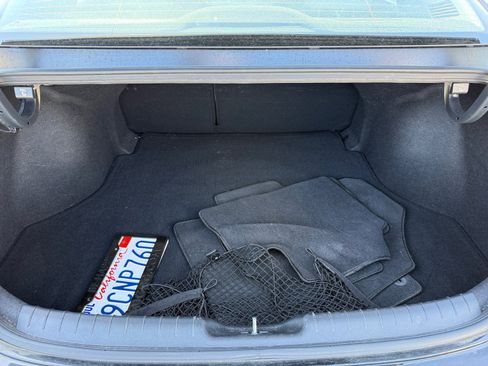 Used 2022 Hyundai Elantra Limited image 17