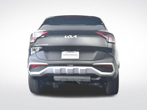 Used 2025 Kia Sportage LX FWD image 36