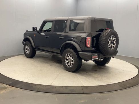 Used 2023 Ford Bronco Badlands AWD/4WD image 3