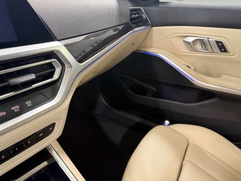 Used 2022 BMW 330i Sedan w/ Driving Assistance Package RWD image 19