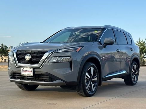 Used 2023 Nissan Rogue SL w/ SL Premium Package FWD image 3