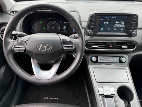 Used 2021 Hyundai Kona Limited FWD image 10