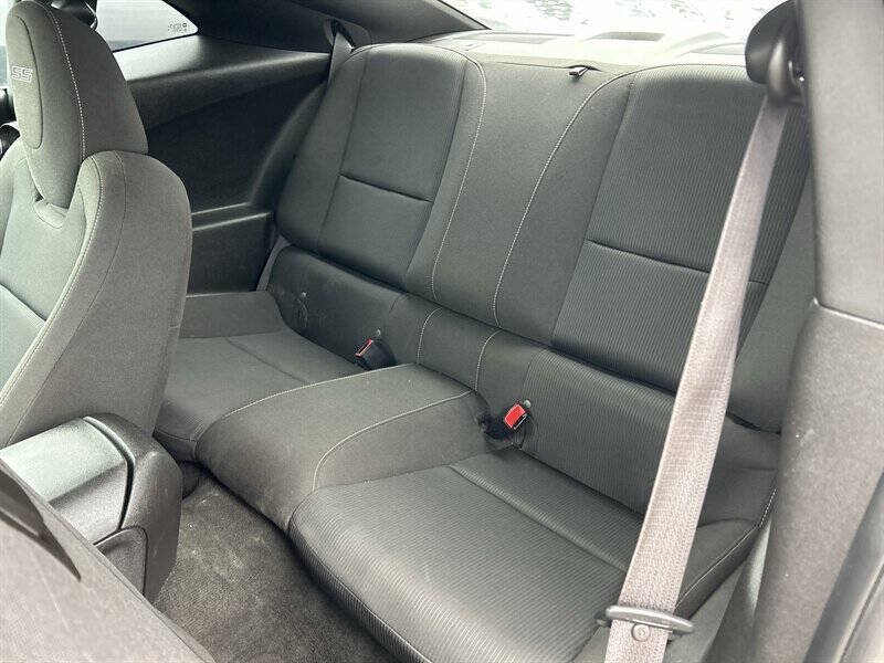 Used 2010 Chevrolet Camaro SS w/ RS Package RWD image 13