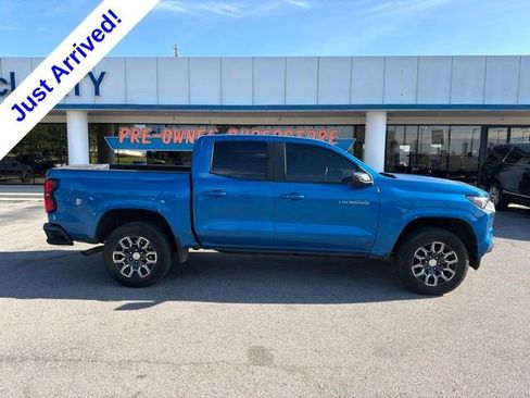 Used 2023 Chevrolet Colorado LT w/ LT Convenience Package III RWD image 2