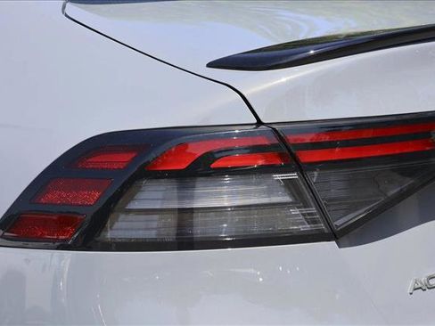 Used 2024 Honda Accord Sport image 11