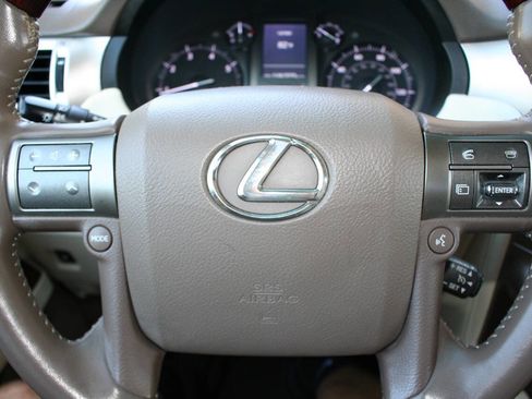 Used 2013 Lexus GX 460 w/ Convenience Pkg AWD/4WD image 17
