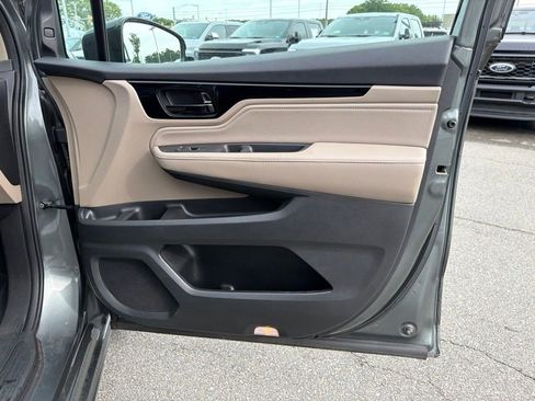 Used 2018 Honda Odyssey Elite image 22