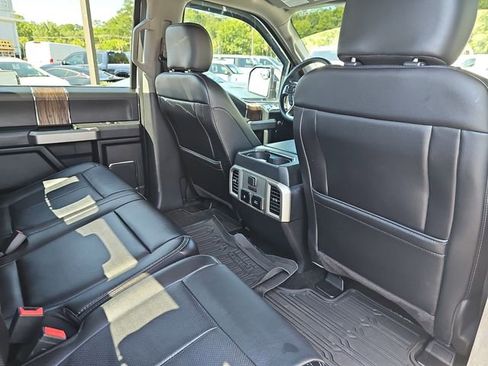 Used 2020 Ford F150 Lariat w/ Equipment Group 502A Luxury AWD/4WD image 11