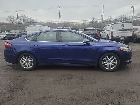 Used 2014 Ford Fusion SE image 8