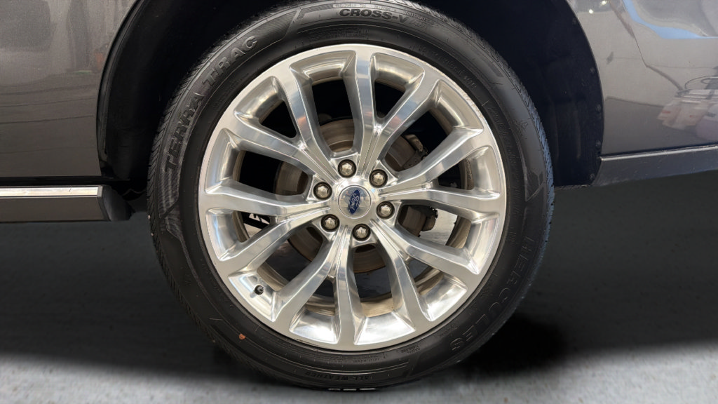 Used 2019 Ford Expedition Platinum AWD/4WD image 10