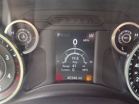 Used 2019 RAM 2500 Big Horn w/ Protection Group AWD/4WD image 5