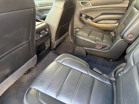 Used 2020 GMC Yukon XL Denali RWD image 8