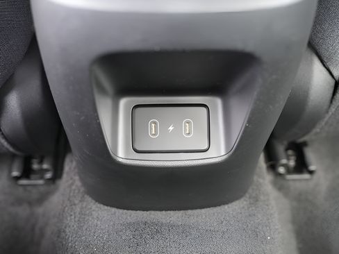 Certified 2026 Hyundai Elantra Limited FWD image 17