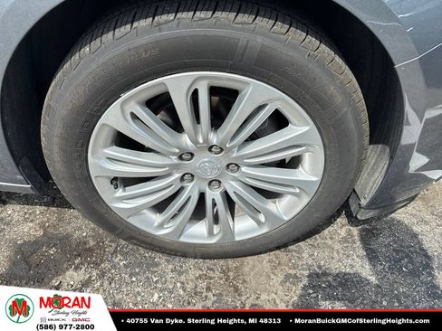Used 2019 Buick LaCrosse Essence w/ Sights and Sounds Package FWD image 4