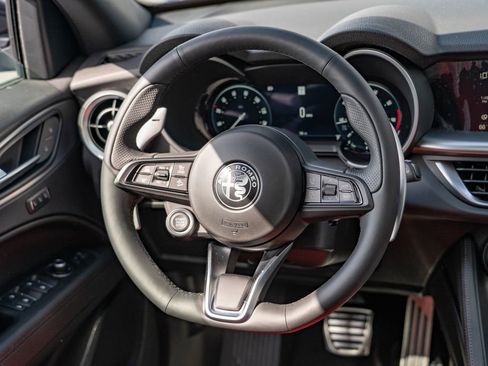 New 2025 Alfa Romeo Stelvio Sprint w/ Veloce Package AWD/4WD image 23