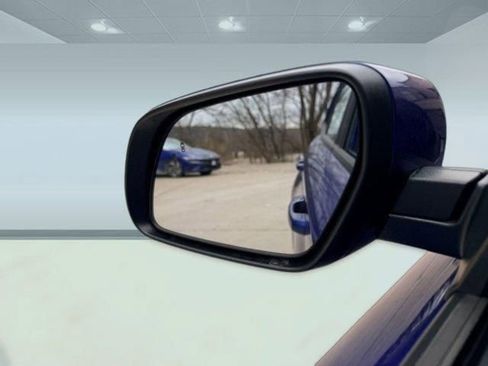 New 2026 Hyundai Venue SEL FWD image 31