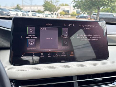 Used 2025 INFINITI QX60 Luxe w/ Lighting Package (N94) FWD image 24