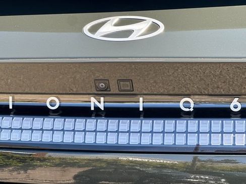 Used 2023 Hyundai Ioniq 6 Limited RWD image 35