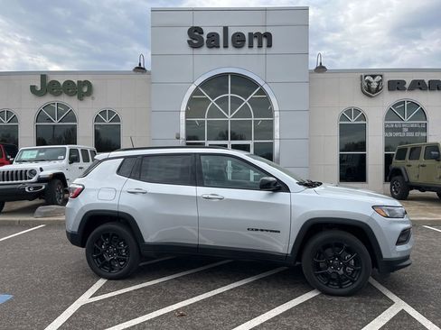 New 2025 Jeep Compass Latitude w/ Convenience Group AWD/4WD image 1
