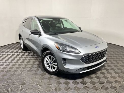 Used 2022 Ford Escape SE w/ Cold Weather Package AWD/4WD image 7