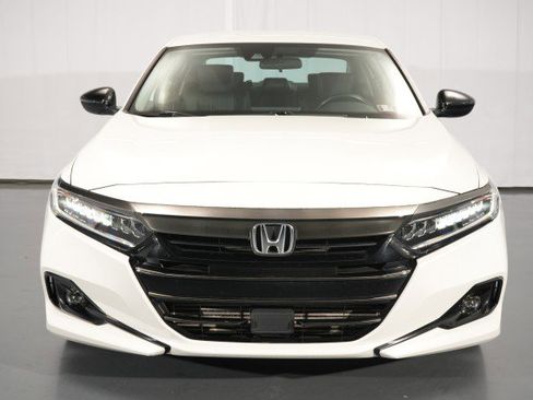 Used 2022 Honda Accord Sport Special Edition image 4