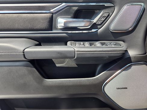 New 2026 RAM 1500 Laramie AWD/4WD image 18