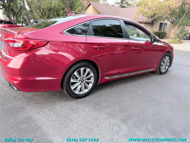 Used 2017 Hyundai Sonata Sport FWD image 4