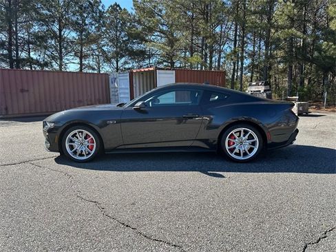 Certified 2024 Ford Mustang GT Premium image 4