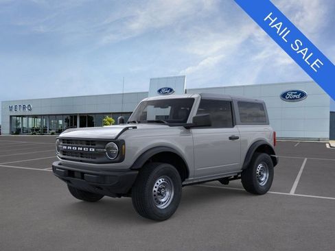 New 2026 Ford Bronco 2-Door AWD/4WD image 1