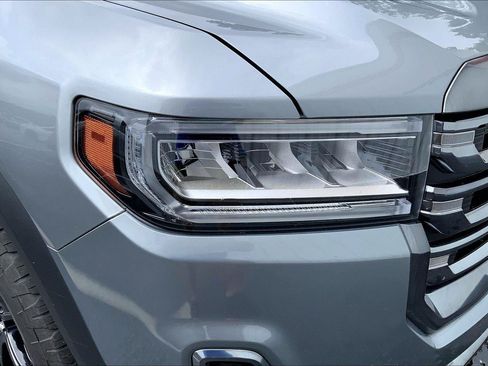 Used 2023 GMC Acadia AT4 w/ Preferred Package AWD/4WD image 28