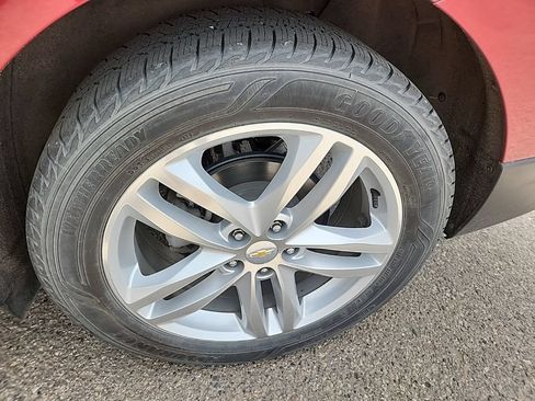 Used 2018 Chevrolet Equinox Premier AWD/4WD image 40