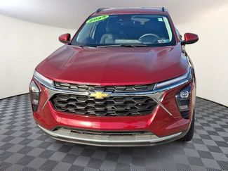 Used 2025 Chevrolet Trax LT FWD video 2