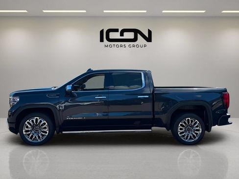 Used 2023 GMC Sierra 1500 Denali Ultimate AWD/4WD image 2