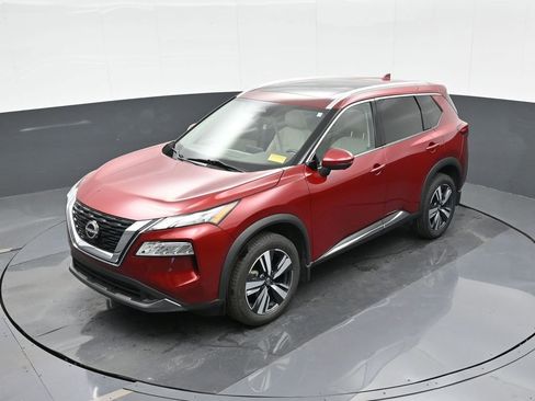 Used 2023 Nissan Rogue SL image 26