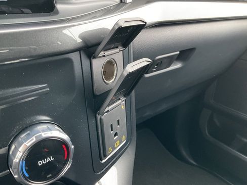 Used 2022 Ford F150 XLT w/ Equipment Group 302A High image 8