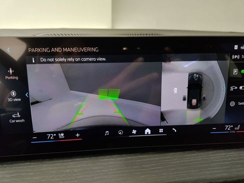 Used 2026 BMW 430i Coupe w/ M Sport Package image 21