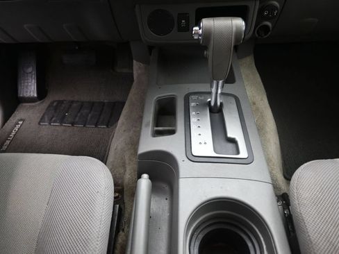 Used 2018 Nissan Frontier S RWD image 12
